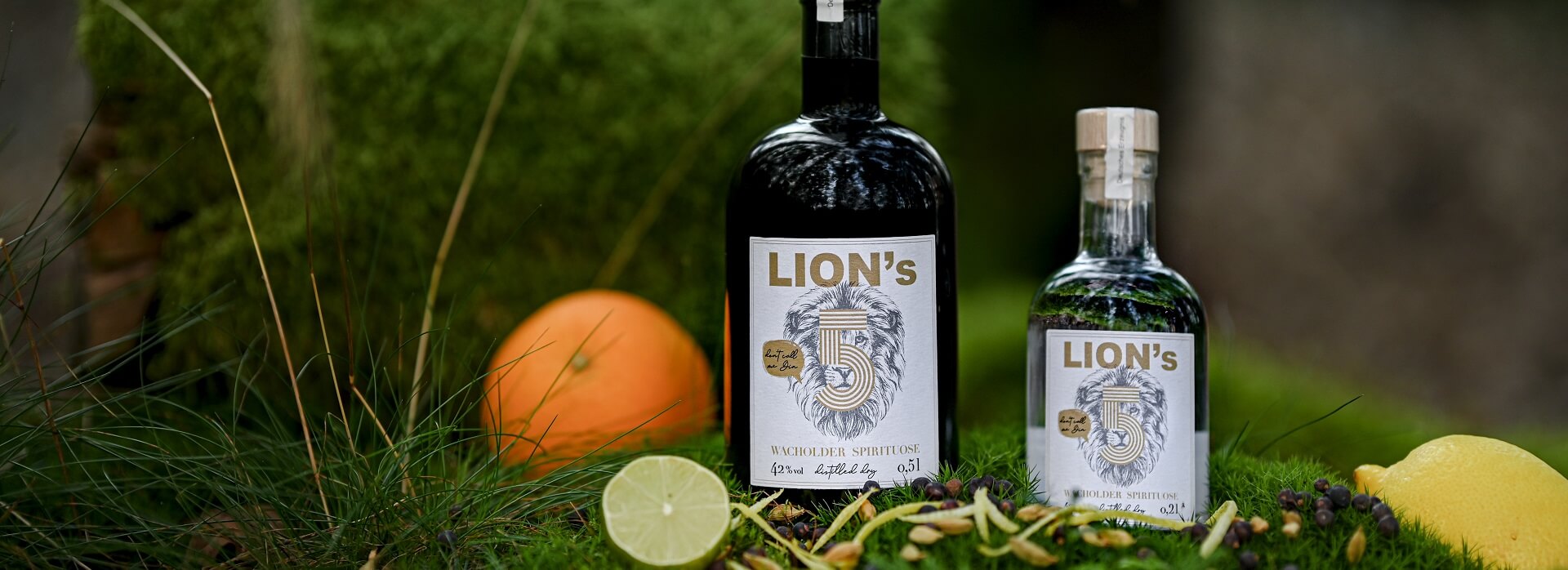 Lions 5 im Wald-2 Flaschen-close